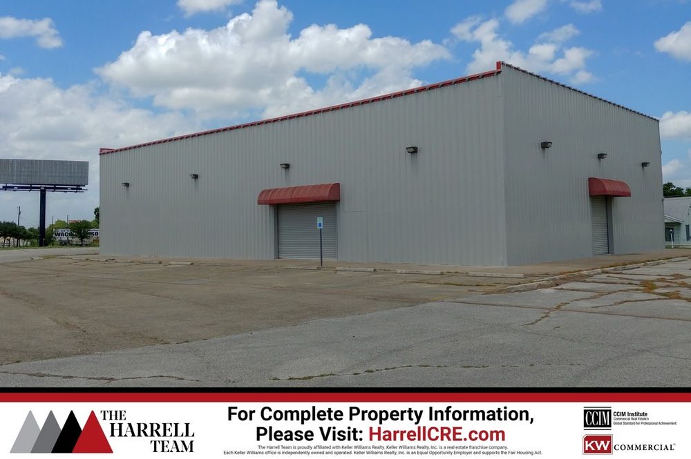 182 North McLennan Drive, Elm Mott, TX 76640